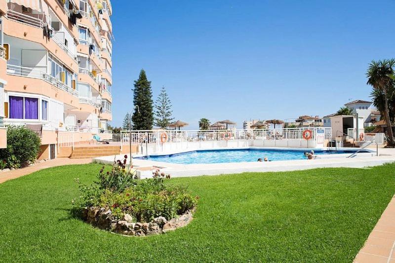 Studio With Sea Views In Torremolinos Apartment Екстериор снимка