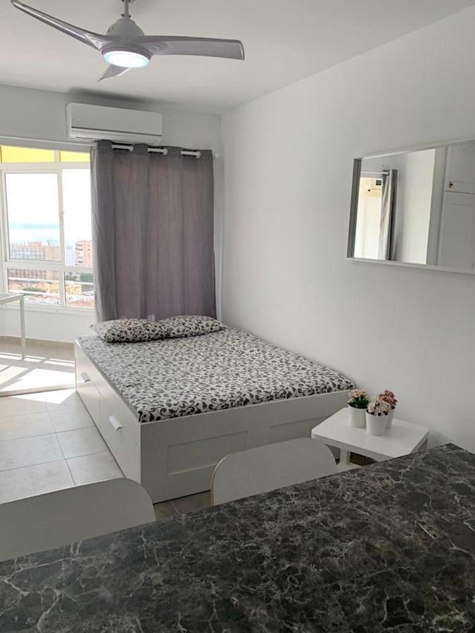 Studio With Sea Views In Torremolinos Apartment Екстериор снимка